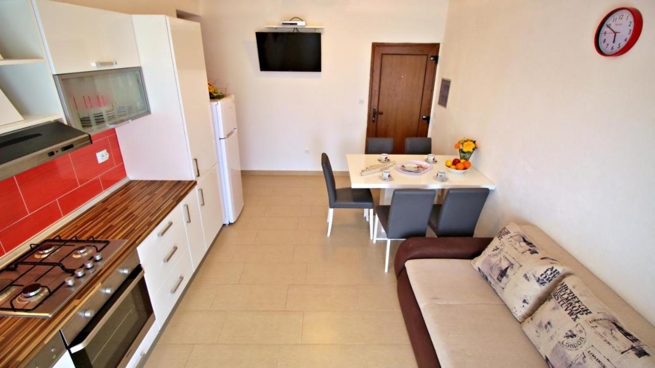 Apartment Iko