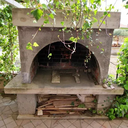 Apartments Iko Omiš Zewnętrze zdjęcie