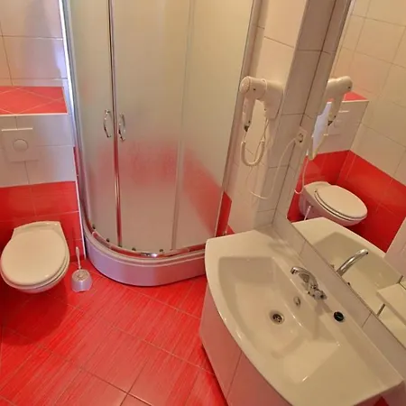 Apartments Iko Omiš Zewnętrze zdjęcie