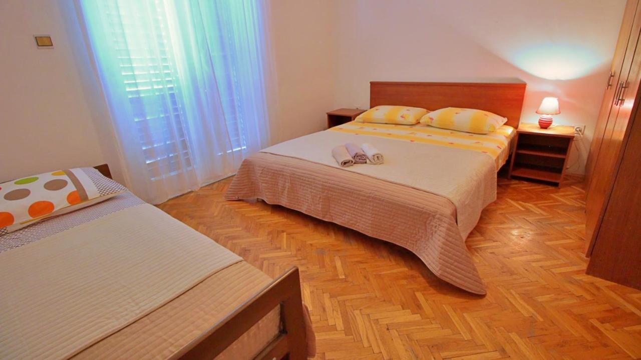 Iko * Omiš